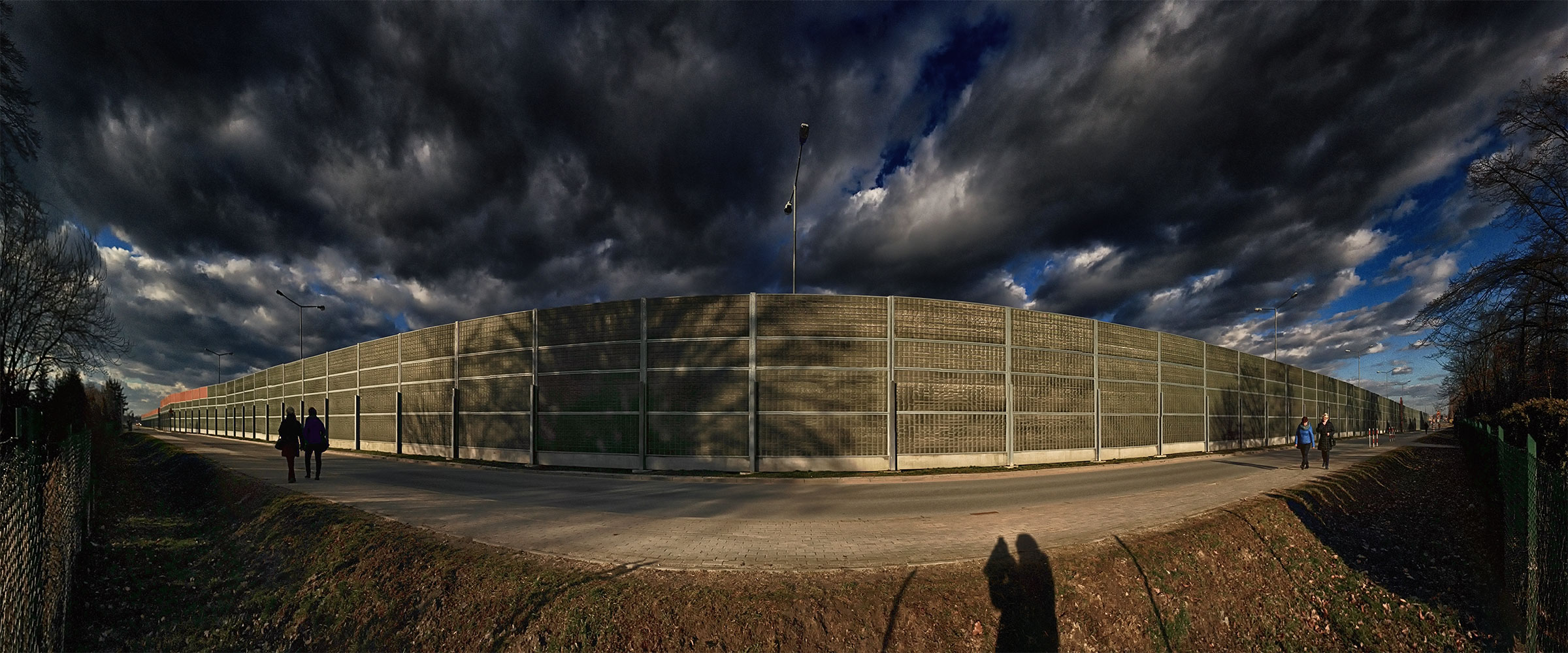 PANORAMA DIARY | Iphoneography blog | Road acoustic fence