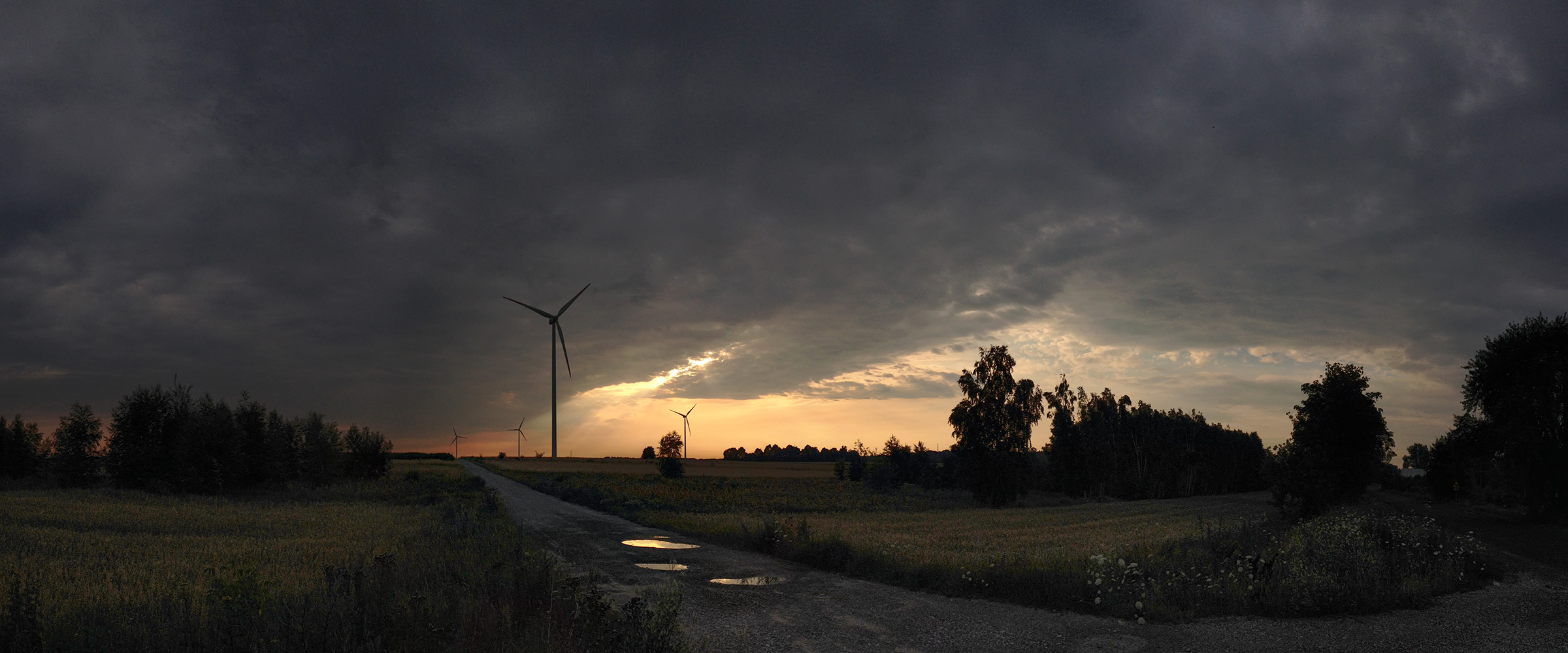 PANORAMA DIARY | Iphoneography blog | Wind turbines in Poland