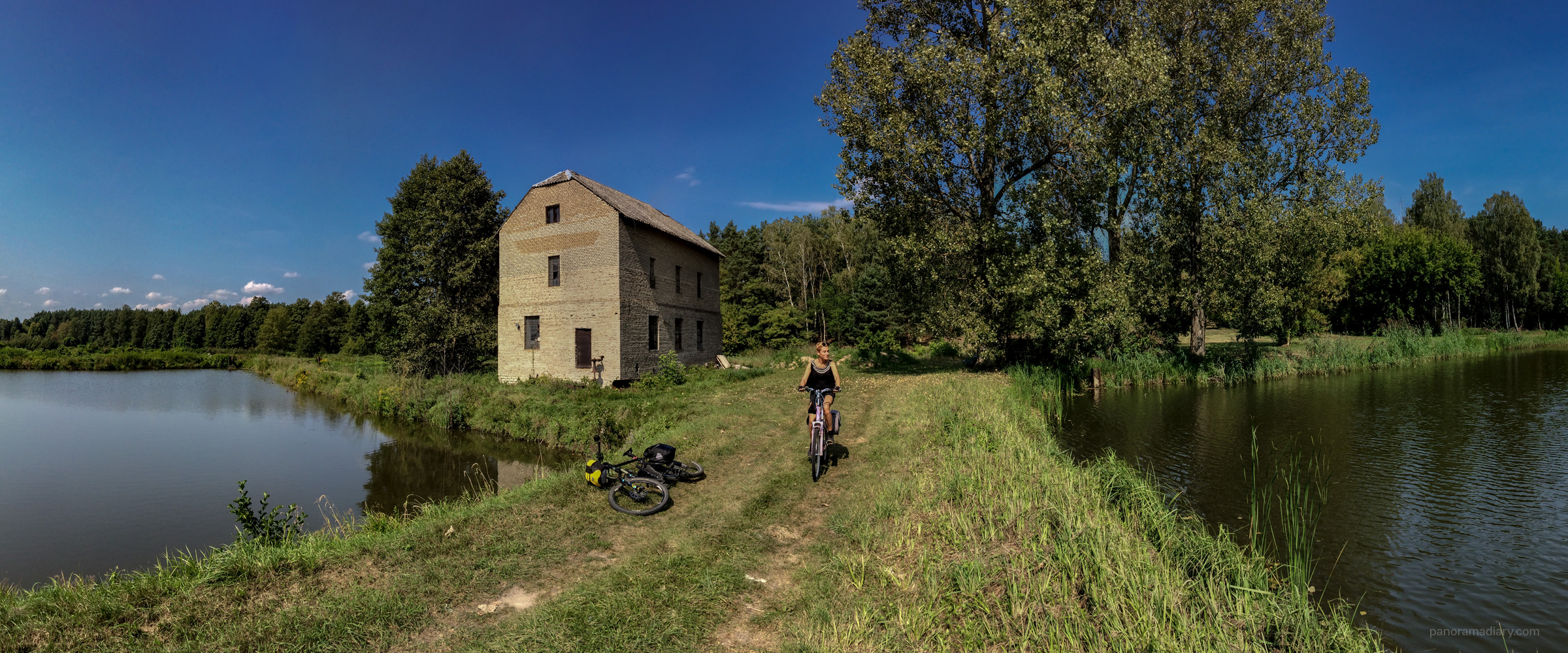 End of summer on bicycle | PANORAMA DIARY